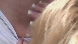 Geile MILF verführt ihren Stiefsohn – Teil 2